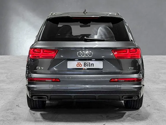 Audi Q7 2016 photo 5
