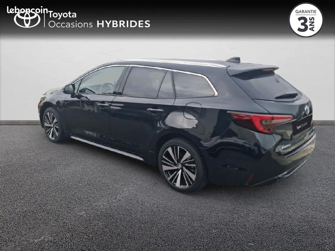 Toyota Corolla 2025 photo 2
