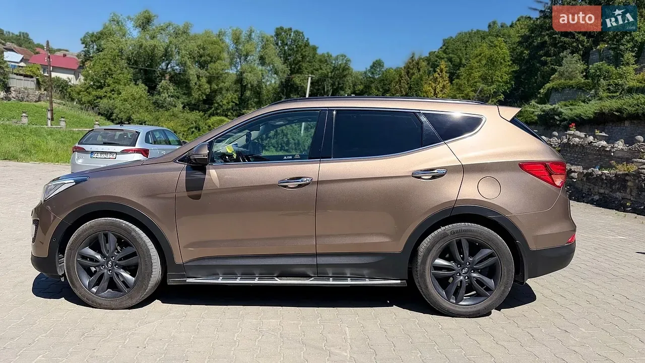 Hyundai Santa Fe 2014 photo 2