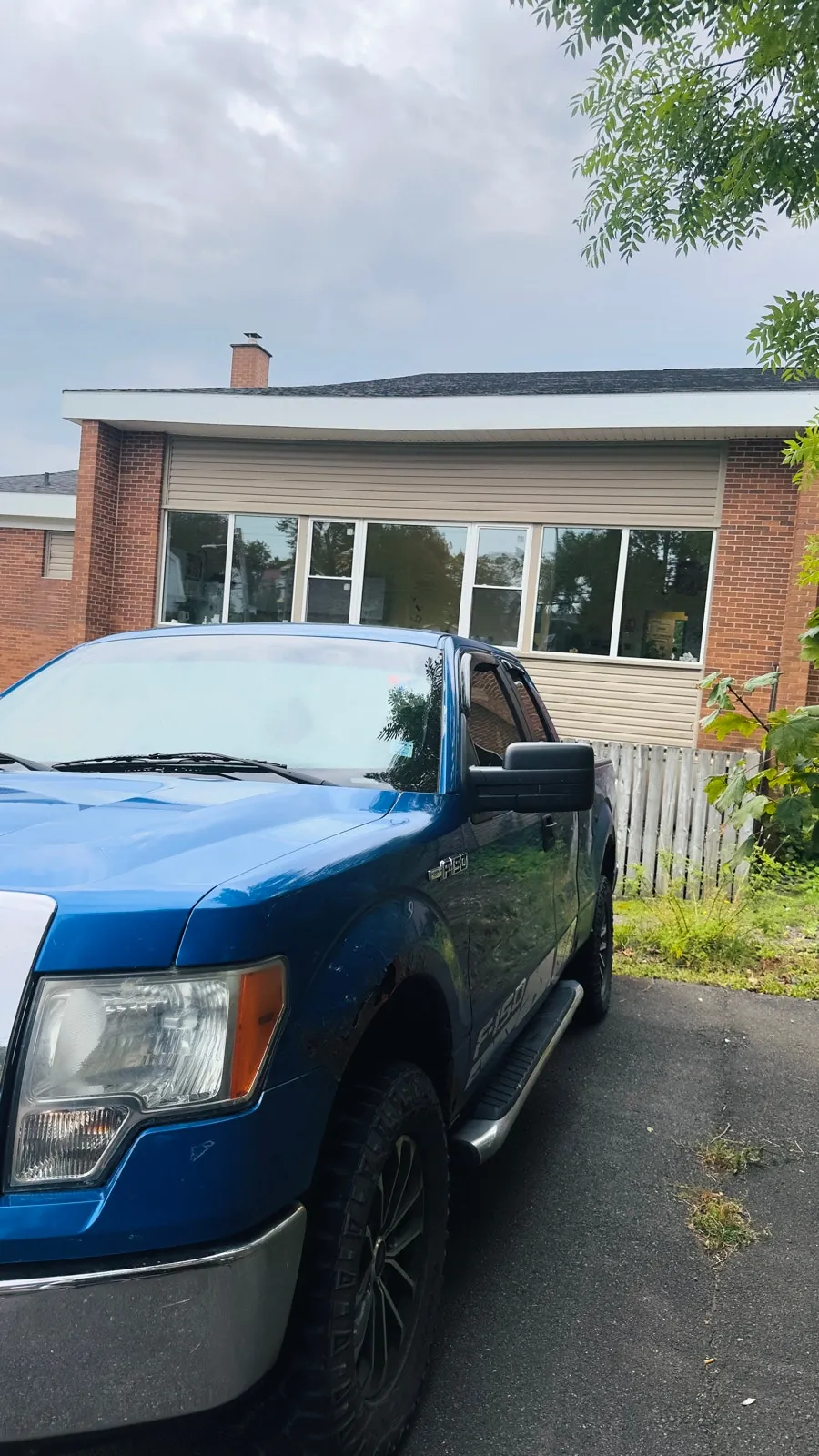 Ford F-150 2011 photo 2