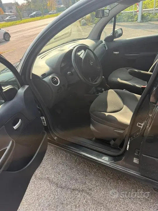 Citroen C3 2007 photo 4