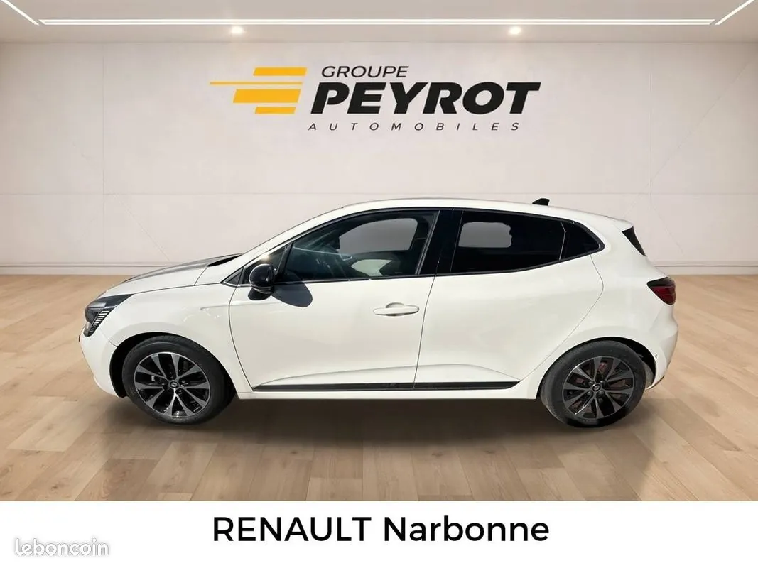 Renault Clio 2022 photo 3