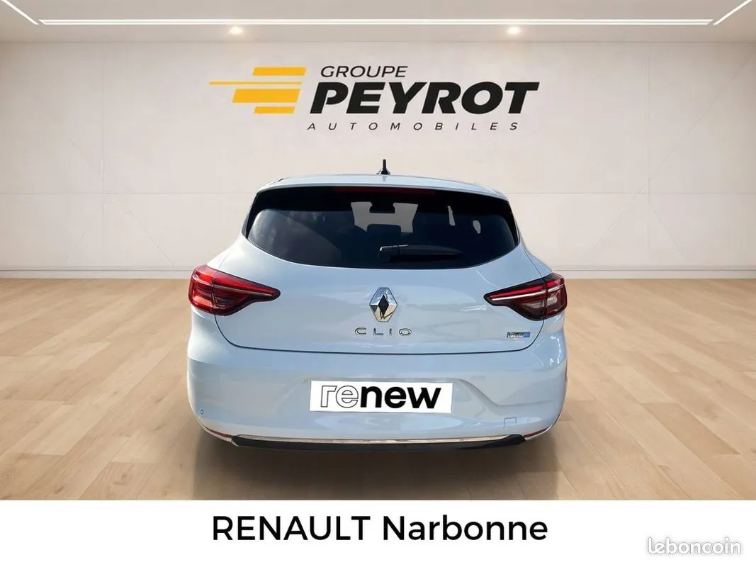 Renault Clio 2022 photo 4