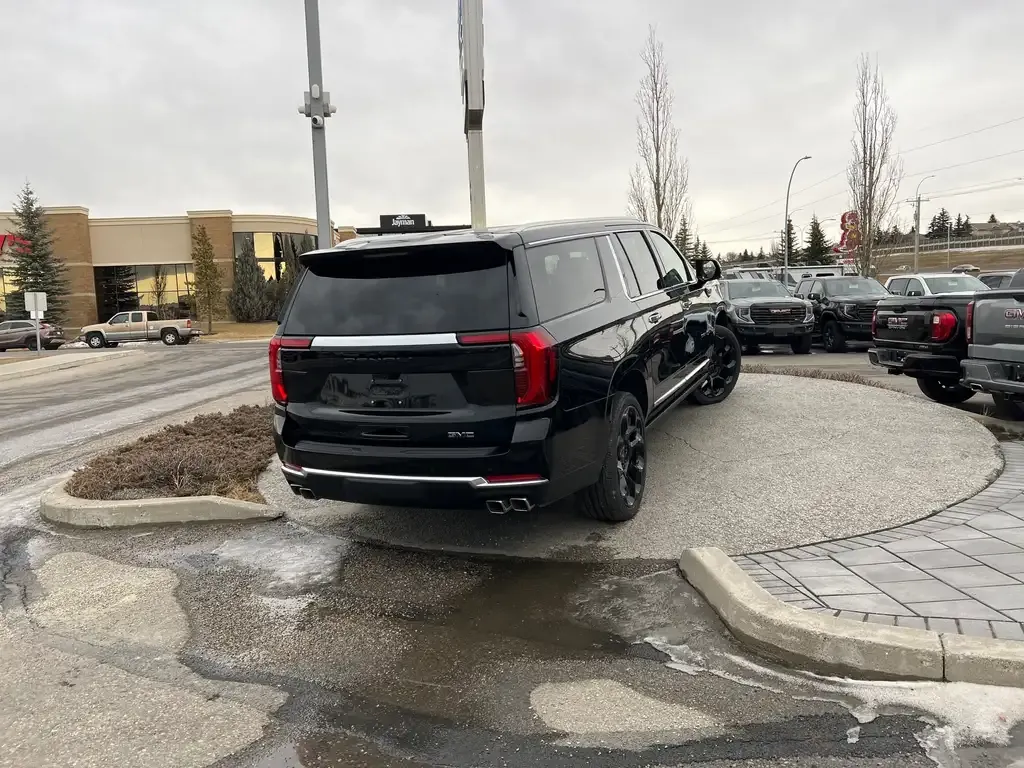 GMC Yukon 2026 photo 5