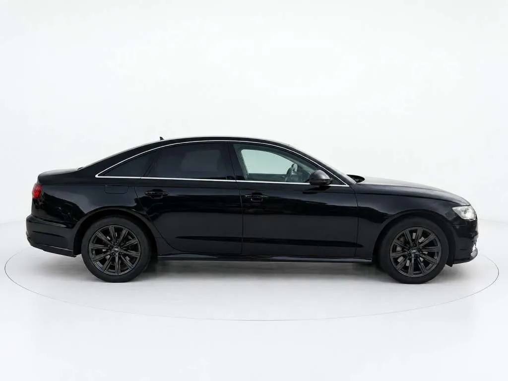 Audi A6 2015 photo 4