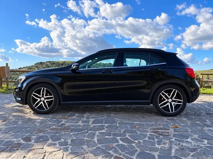 Mercedes-Benz Gla 2015 photo 5