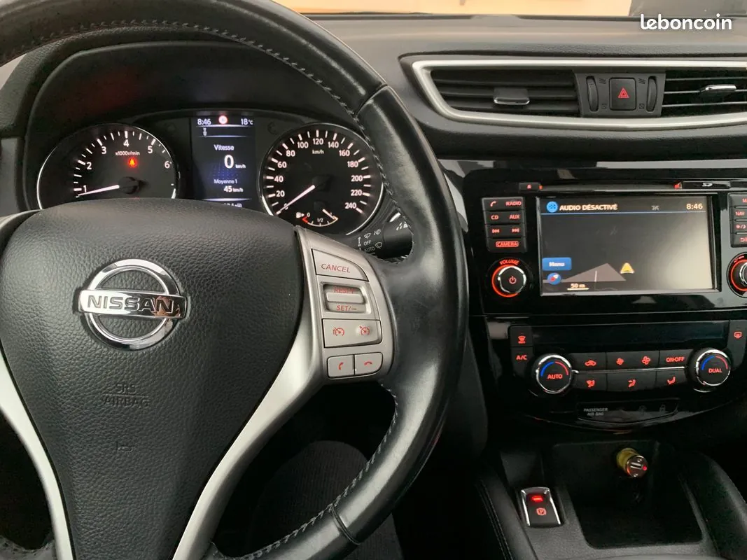 Nissan Qashqai 2014 photo 2