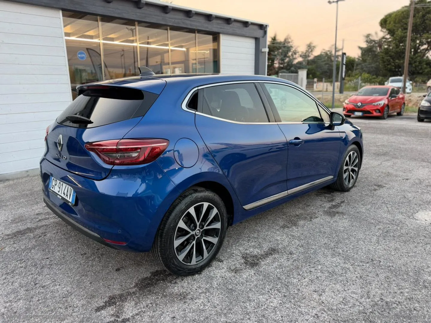 Renault Clio 2023 photo 3