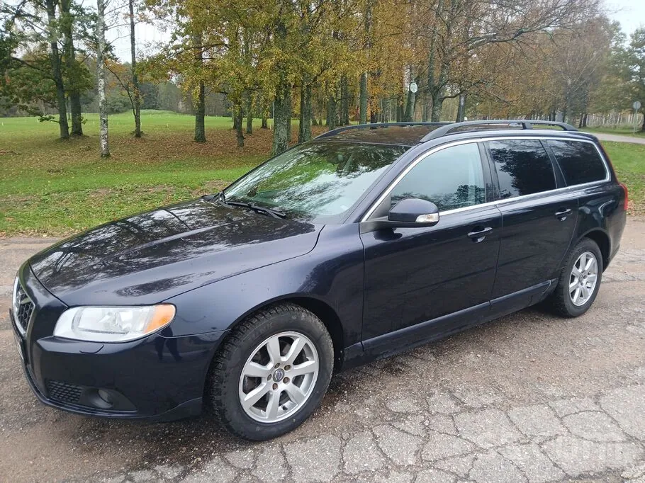 Volvo V70 2011 photo 3