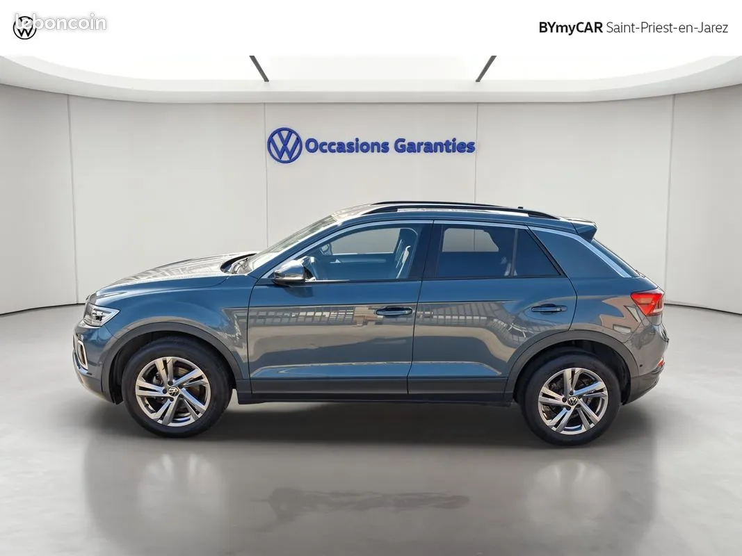 Volkswagen T-Roc 2025 photo 2