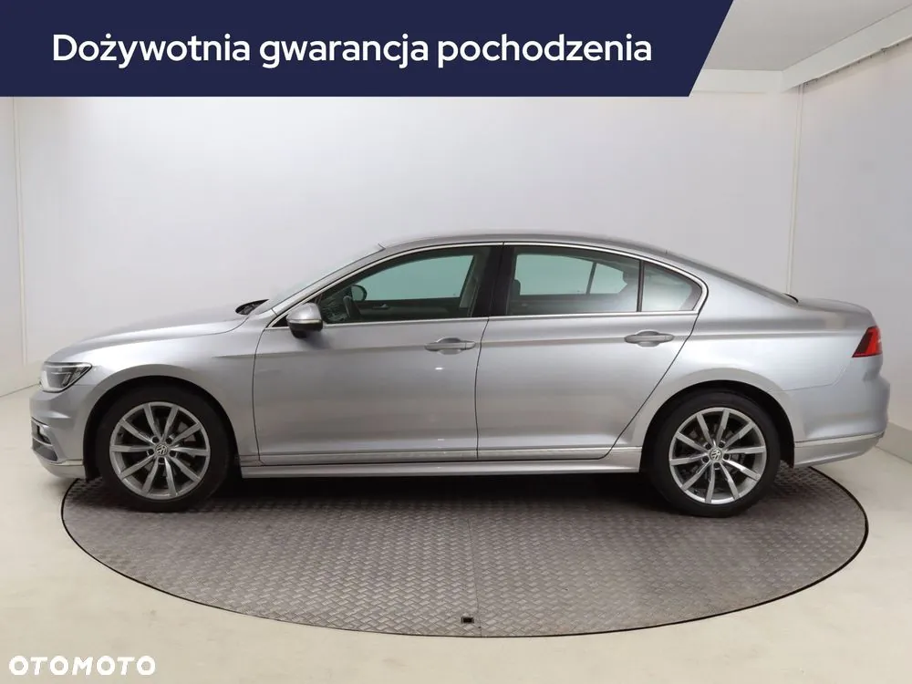 Volkswagen Passat 2018 photo 3