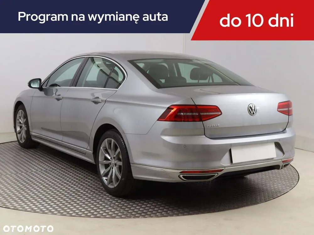 Volkswagen Passat 2018 photo 5