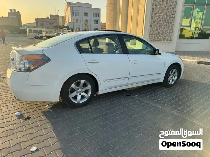 Nissan Altima 2008 photo 4
