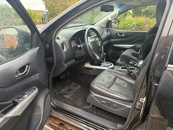 Nissan Navara 2016 photo 2