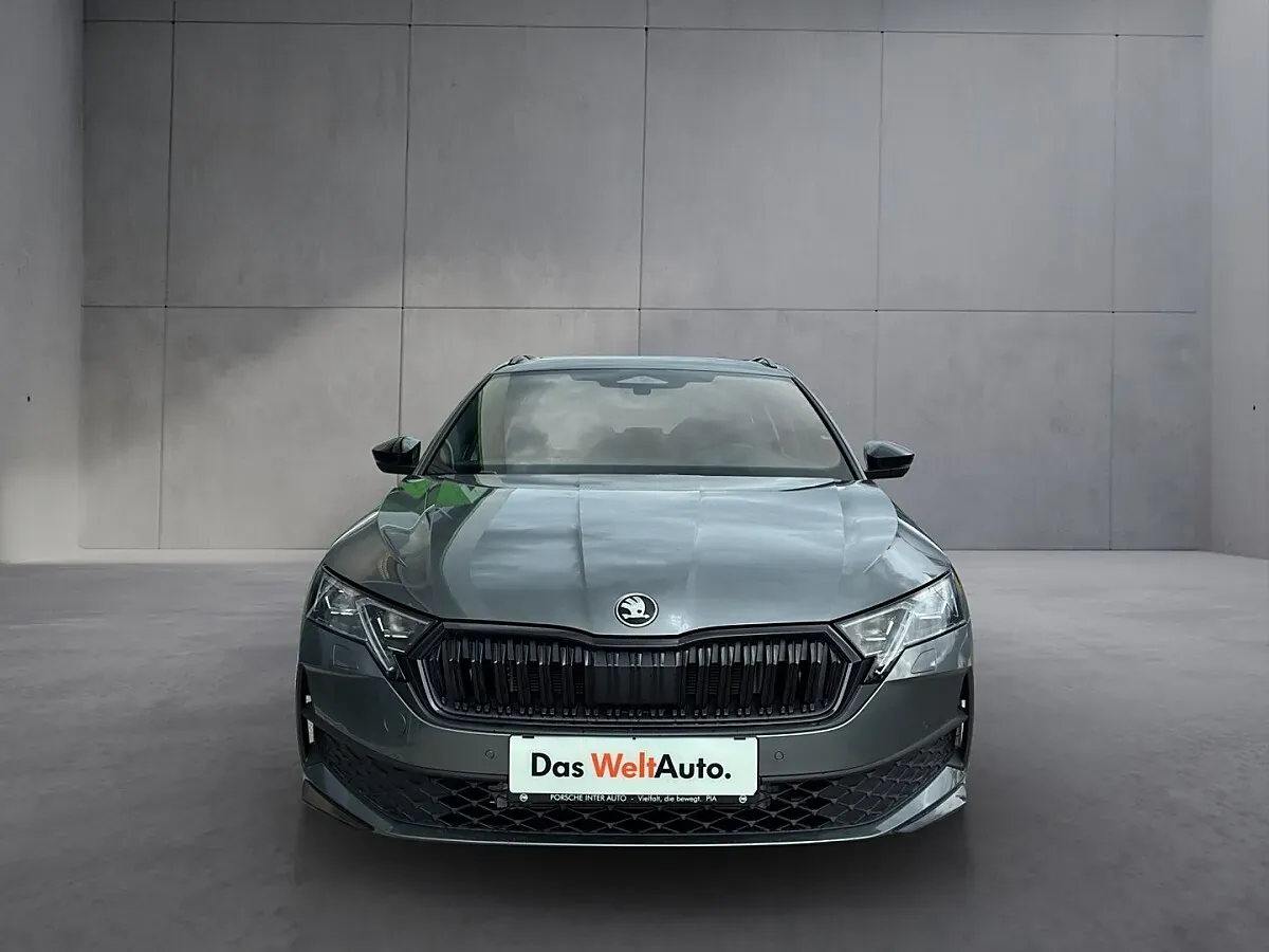 Skoda Octavia 2026 photo 2