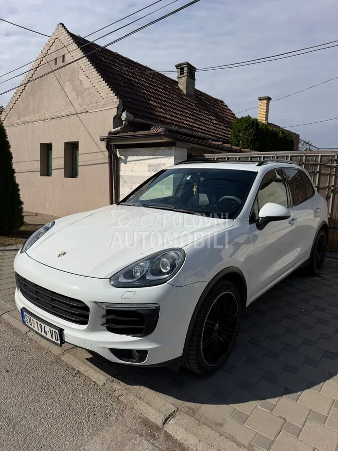 Porsche Cayenne 2015 photo 2