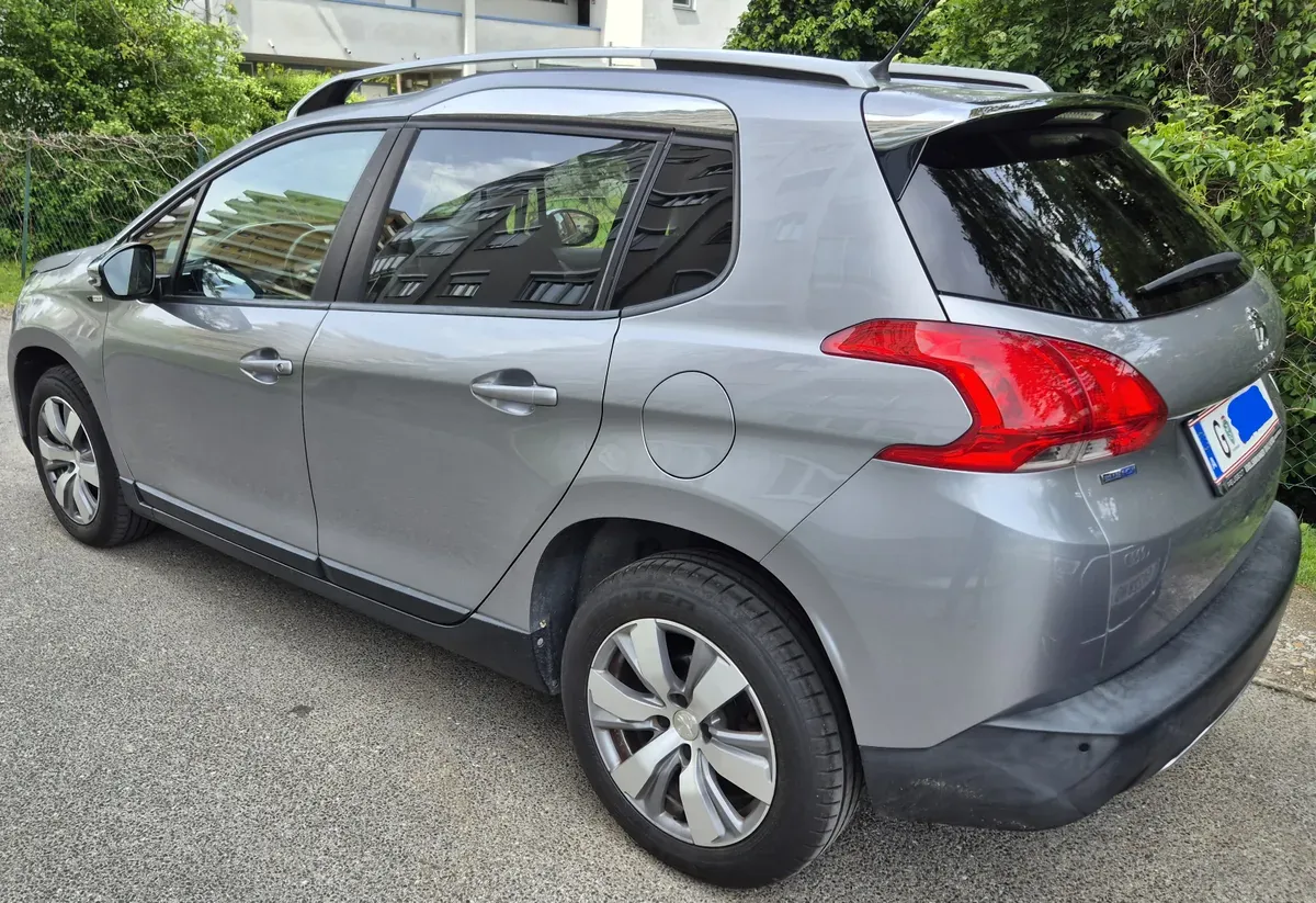 Peugeot 2008 2016 photo 2