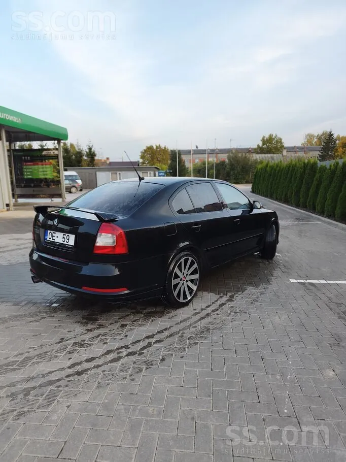Skoda Octavia 2008 photo 4