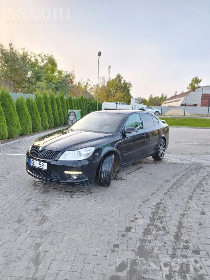 Skoda Octavia 2008 photo 2