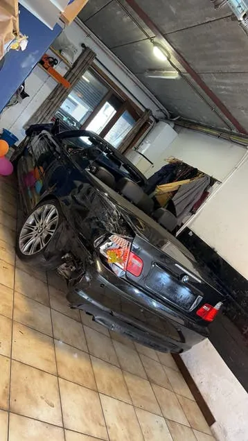 BMW 320I