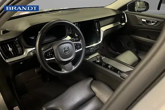 Volvo V60 2024 photo 5