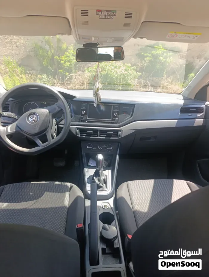 Volkswagen Polo 2018 photo 3