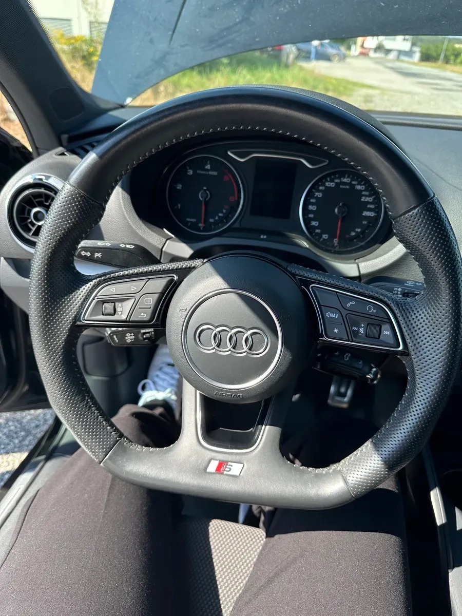 Audi A3 2018 photo 2