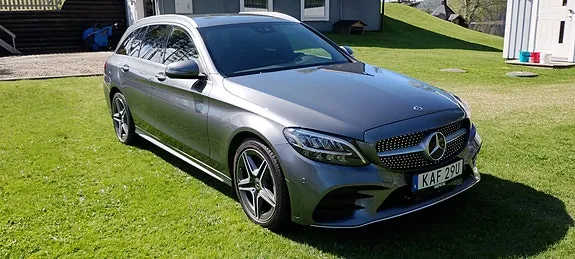 Mercedes-Benz C220