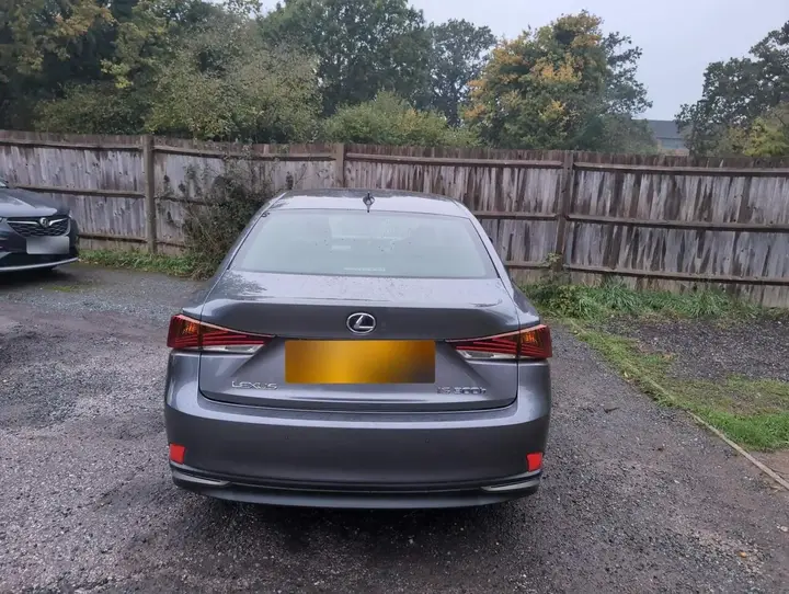 Lexus Is 2019 photo 4