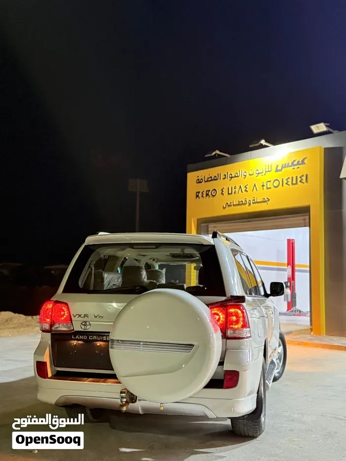 Toyota Land Cruiser 2010 photo 4