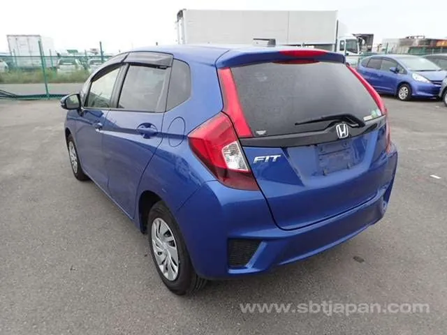 Honda Fit 2016 photo 3