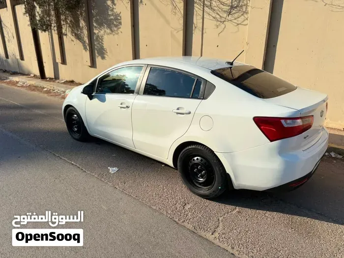 Kia Rio 2014 photo 3