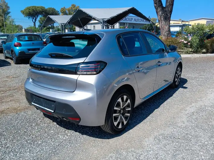 Peugeot 208 2024 photo 5