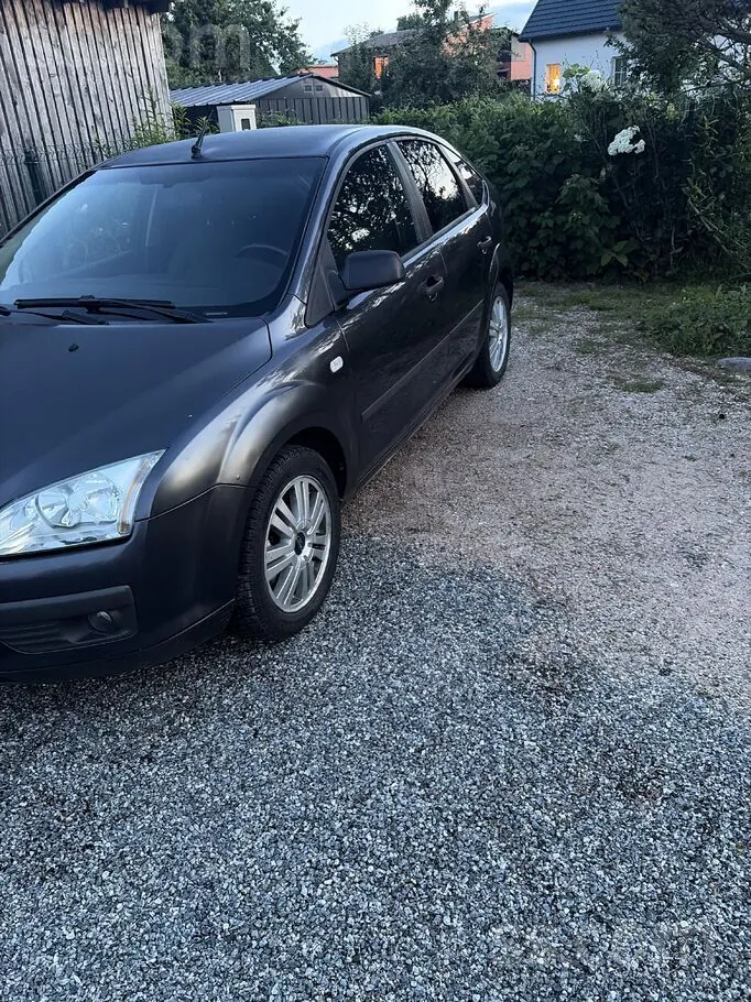 Ford Focus 2006 photo 2