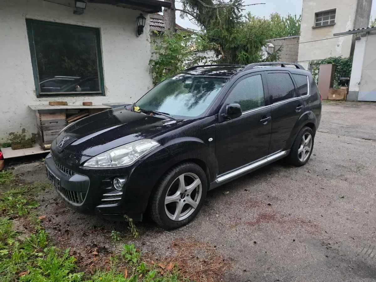 Peugeot 4007