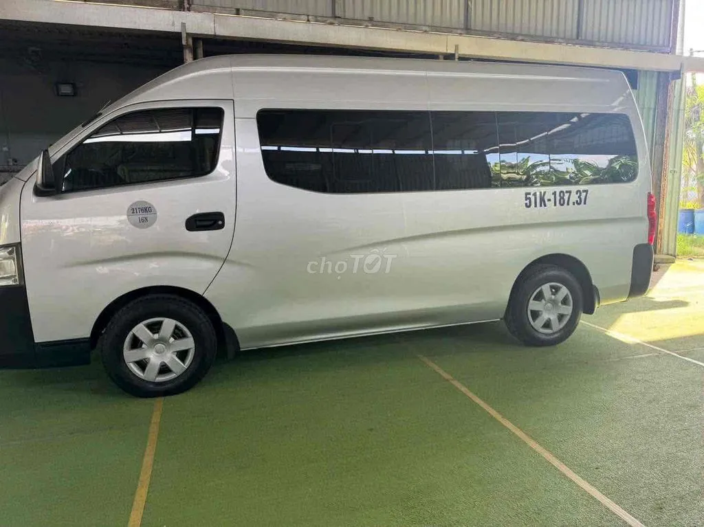 Nissan Van