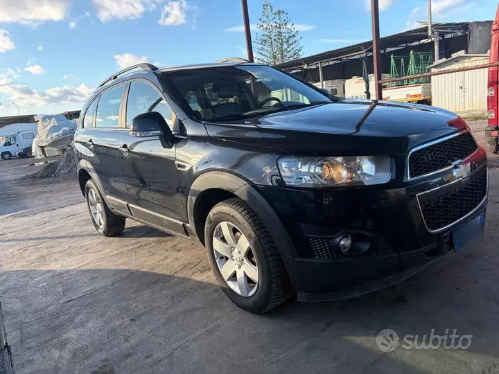 Chevrolet Captiva 2012 photo 2