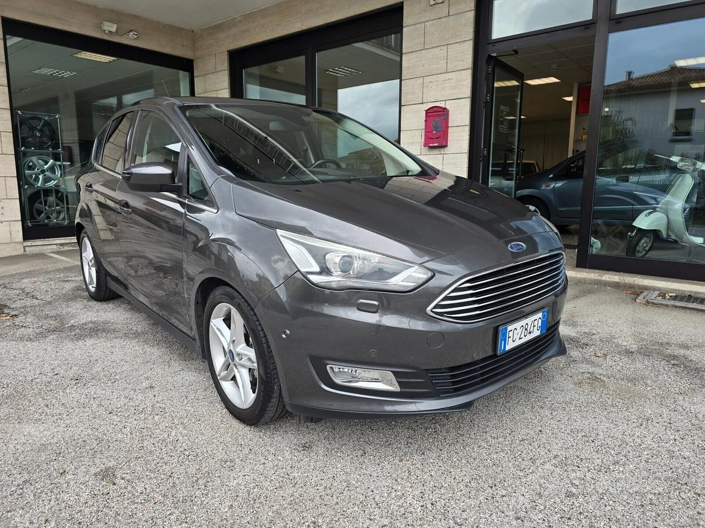Ford C-Max 2015 photo 3