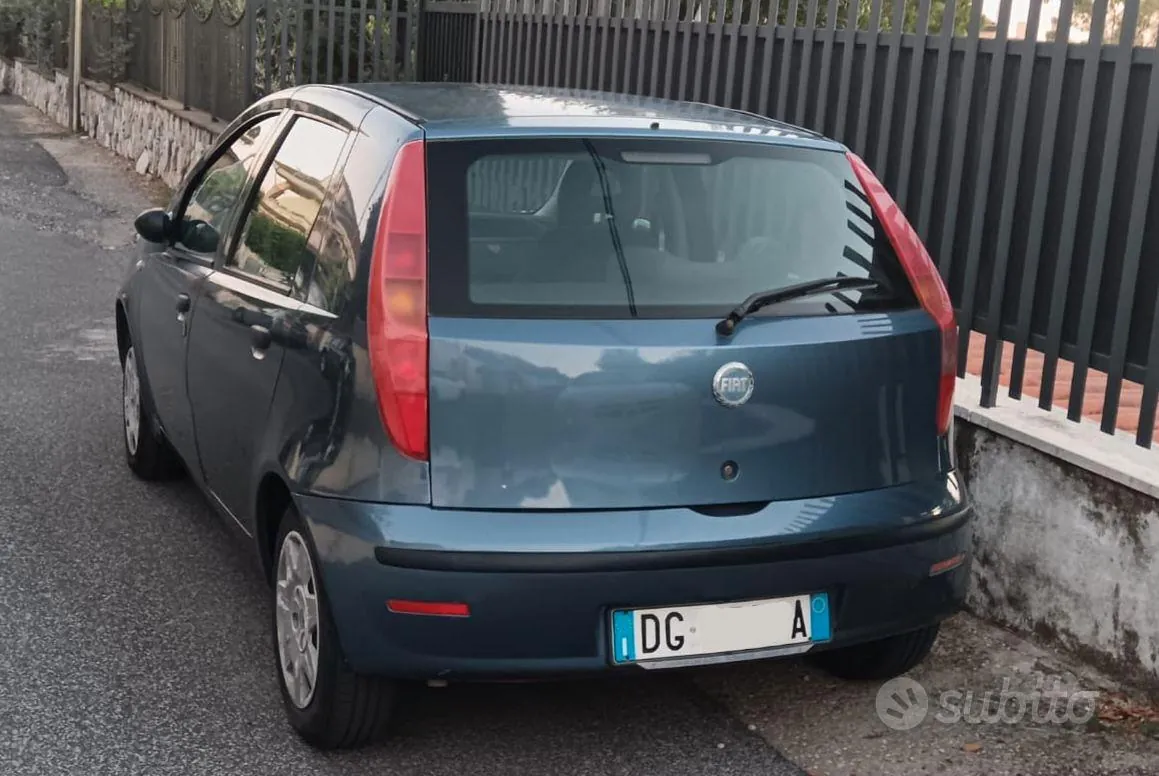 Fiat Punto 2004 photo 3