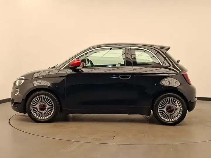 Fiat 500E 2022 photo 4