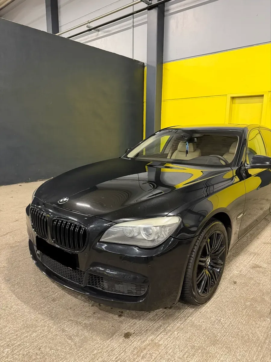 BMW 7 Series 2008 photo 3