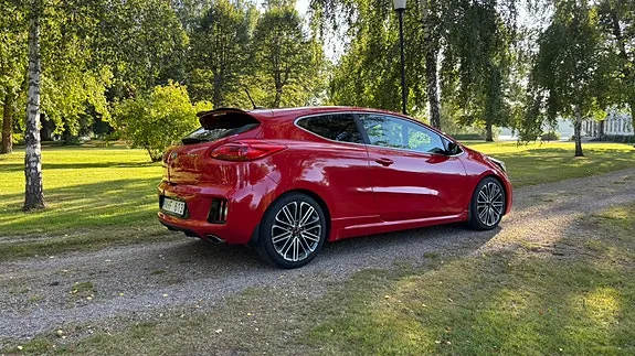 Kia Proceed 2014 photo 4