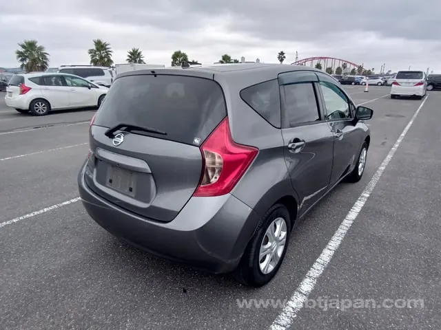 Nissan Note 2016 photo 4
