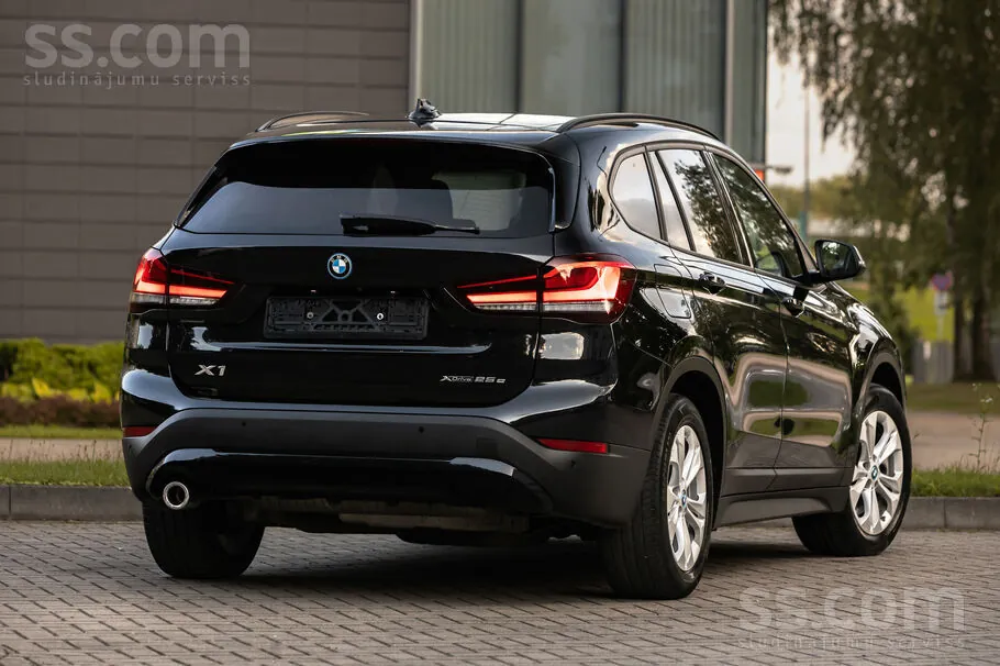 BMW X1 2022 photo 5