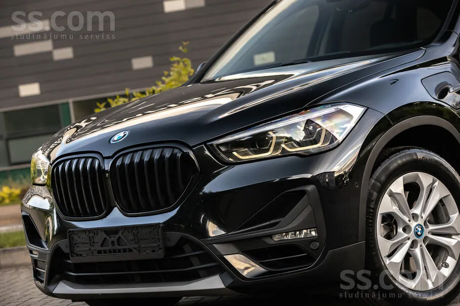 BMW X1 2022 photo 3