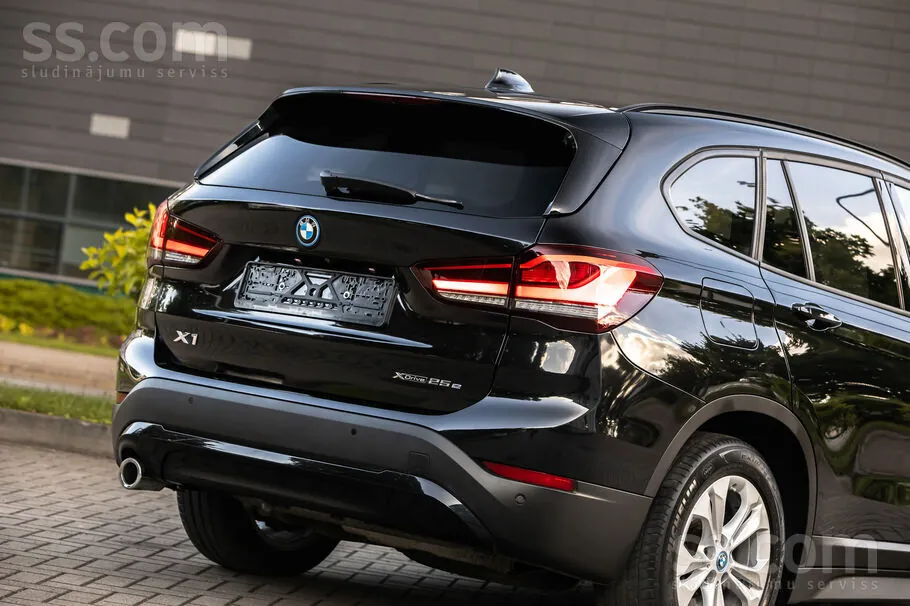 BMW X1 2022 photo 4