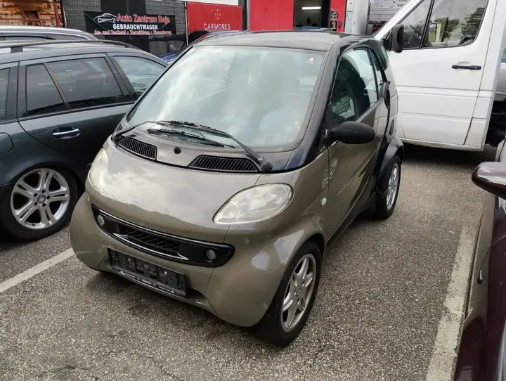 Smart Fortwo 2001 photo 3