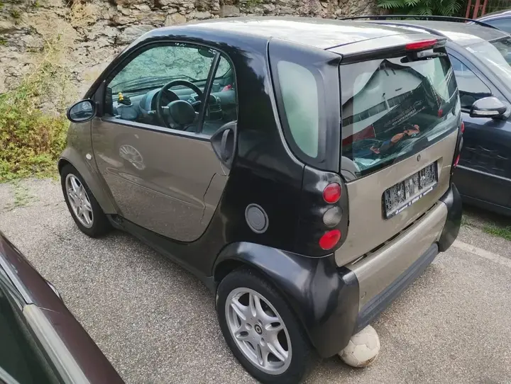 Smart Fortwo 2001 photo 2