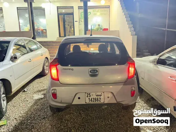 Kia Picanto 2013 photo 3