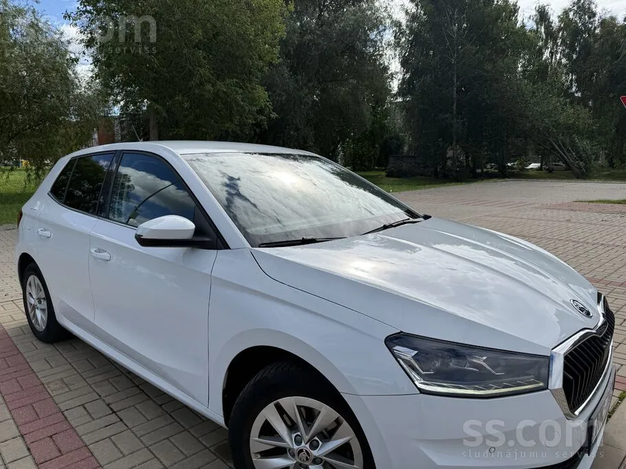 Skoda Fabia 2023 photo 2